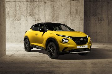 JUKE MC 2024 - Exterior _ iconic yellow body color - N-Sport - angled view