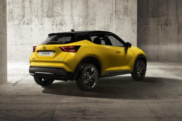 JUKE MC 2024 - Exterior _ iconic yellow body color - N-Sport - rear view