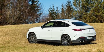 Mercedes-Benz_GLC_Coupe_300_4Matic_17