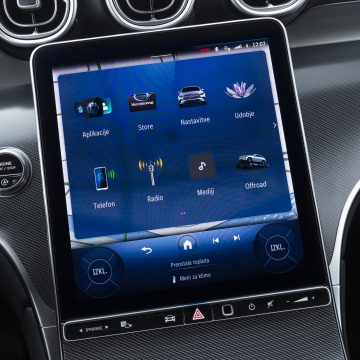 Mercedes-Benz_GLC_Coupe_300_4Matic_30