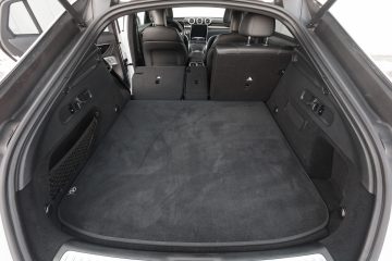 Mercedes-Benz_GLC_Coupe_300_4Matic_39