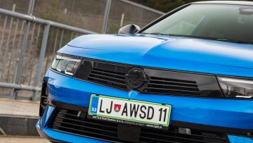 Opel_Astra_SportsTourer_12Turbo_8AT_GS_18