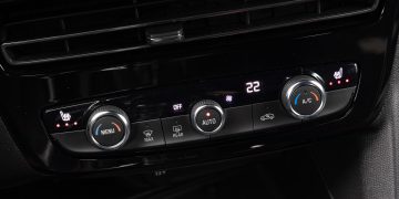 Opel_Mokka_e_Ultimate_12