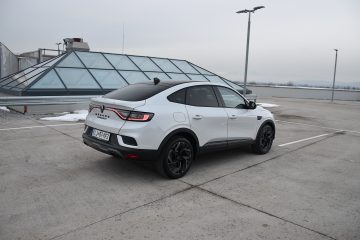 RENAULT MEGANE CONQUEST 05