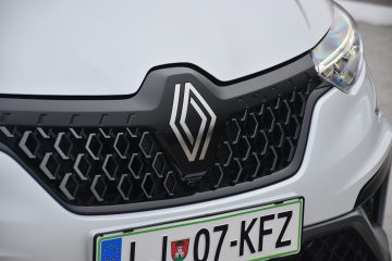 RENAULT MEGANE CONQUEST 09