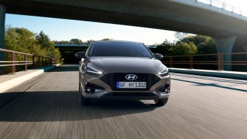 hyundai-i30-fastback-0324-01