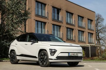 Hyundai Kona EV 2024 (1)