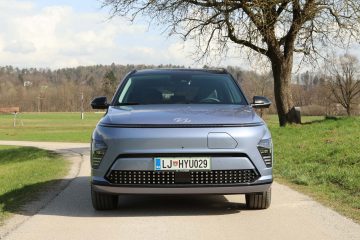 Hyundai Kona EV 2024 (12)