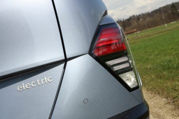 Hyundai Kona EV 2024 (8)
