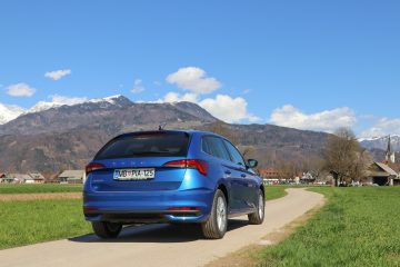 Škoda Scala 2024 (8)