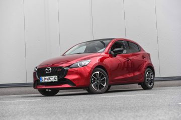 Mazda 2 facelift prenova avtomobilizem.com_1