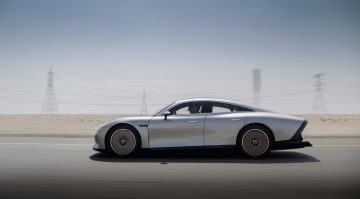 Mercedes Vision EQXX desert trip_2