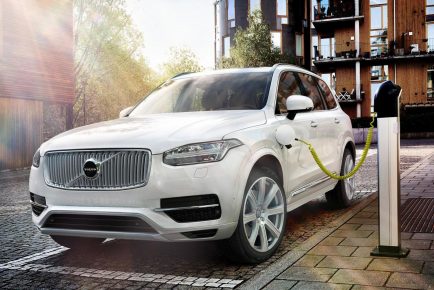 Volvo XC90 PHEV priključni hibrid