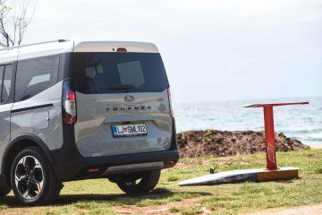 Ford Tourneo Courier Wind Foil Berlingo Rifter_-5