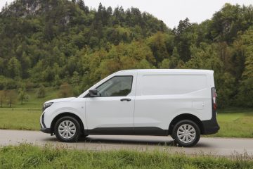 Ford Transit Courier (1)
