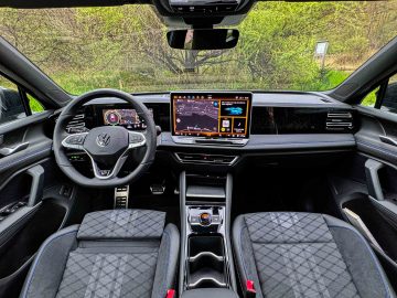 Volkswagen Tiguan avtomobilizem.com_10
