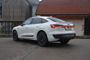 AUDI Q8 SB E-TRON 03