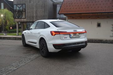 AUDI Q8 SB E-TRON 06