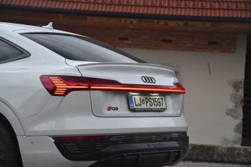 AUDI Q8 SB E-TRON 10