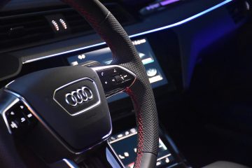 AUDI Q8 SB E-TRON 16