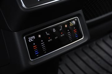 AUDI Q8 SB E-TRON 19