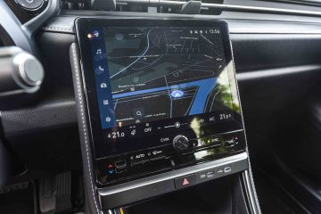 Lexus LBX hibrid hybrid-11