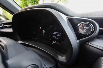 Lexus LBX hibrid hybrid-8