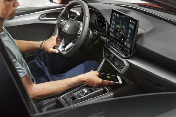 New-engines-and-improved-interior-for-the-upgraded-SEAT-Leon_02_HQ