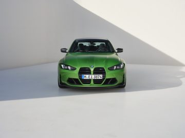 P90551006_highRes_the-new-bmw-m3-sedan
