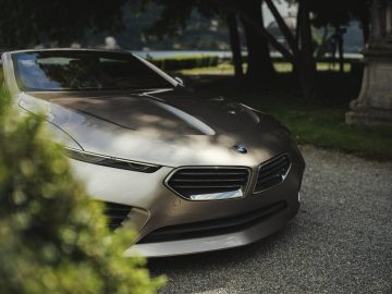 P90551582_highRes_bmw-concept-skytop-o