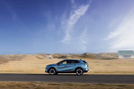 Renault Symbioz E-Tech full hybrid Iconic Mercury Blue (24)