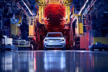 Ford Electric Explorer - Production Start