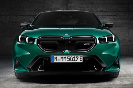 2025-bmw-m5 (11)