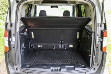 Ford Tourneo Courier 1.0 EcoBoost-13