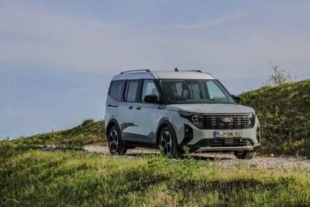 Ford Tourneo Courier 1.0 EcoBoost-21