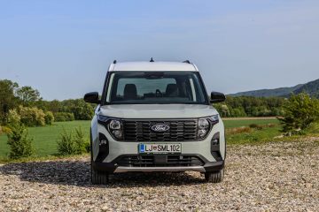 Ford Tourneo Courier 1.0 EcoBoost-25