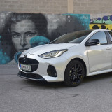 MAZDA 2 HYBRID 01