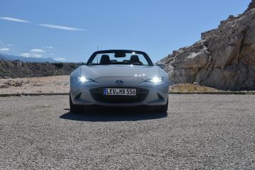MAZDA MX-5 04