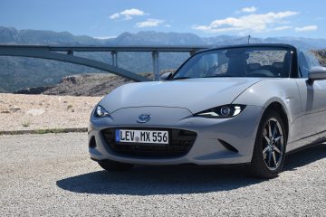 MAZDA MX-5 08