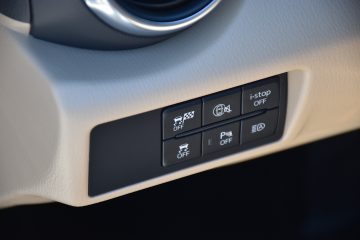 MAZDA MX-5 15
