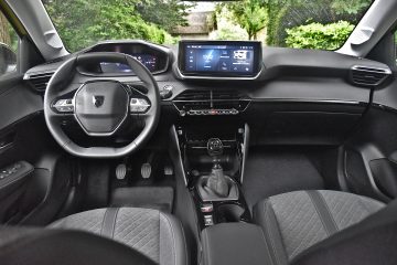 PEUGEOT 208 20
