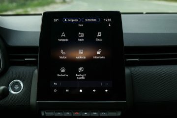 Renault Clio Hybrid e-tech-12