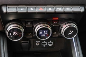 Renault Clio Hybrid e-tech-14