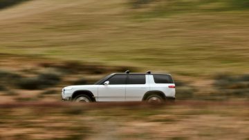 Rivian R2 (2)