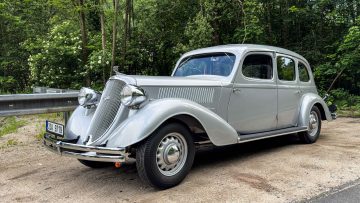 Skoda Škoda Superb 1935-13