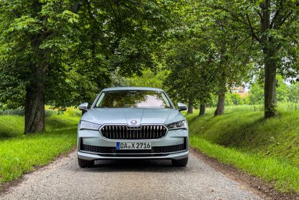 Skoda Superb Limuzina TSI TDI-12
