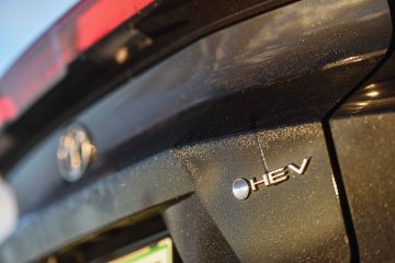 Toyota C-HR CHR Hibrid Hybrid-13