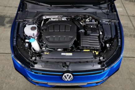 Volkswagen Golf R avtomobilizem.com športni Golf_8