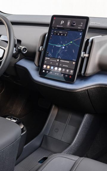 Volvo_EX30_SingleMotorExtendedRange_Ultra_13