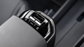 Volvo_EX30_SingleMotorExtendedRange_Ultra_18